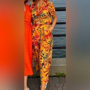 Two piece outfit size S